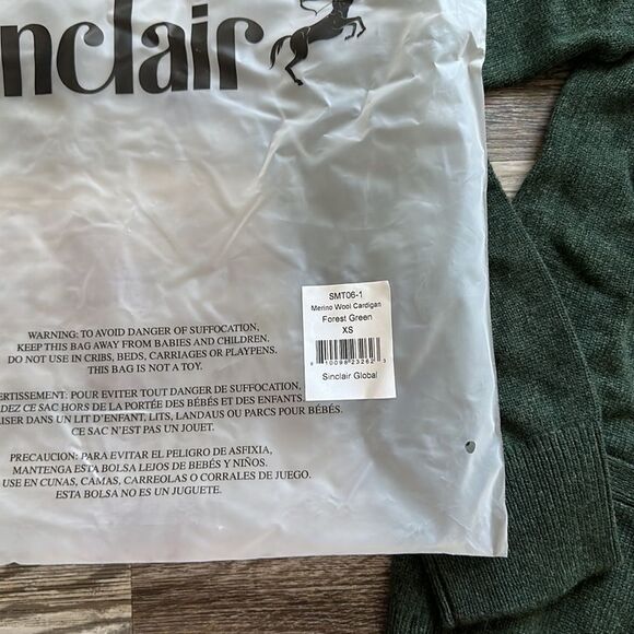 Sinclair Global Merino Wool Forest Green Button Front Cardigan Sweater XS New - Picture 3 of 3